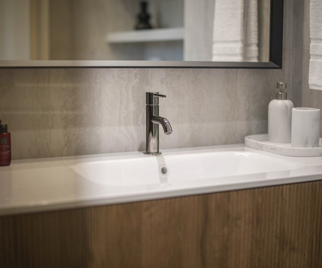 Bathroom sink detail