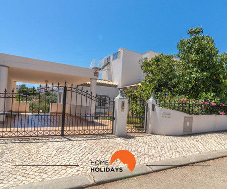 #102 Villa Private Pool and Garden - Houses for Rent in Albufeira, Faro,