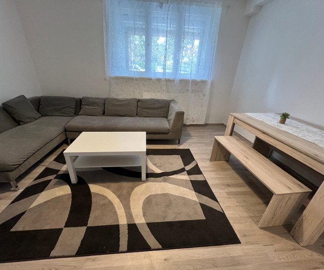 Furnished apartment on the groud floor