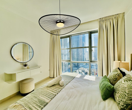 Luxe 2BR | Fountain & Opera Views | Standpoint A