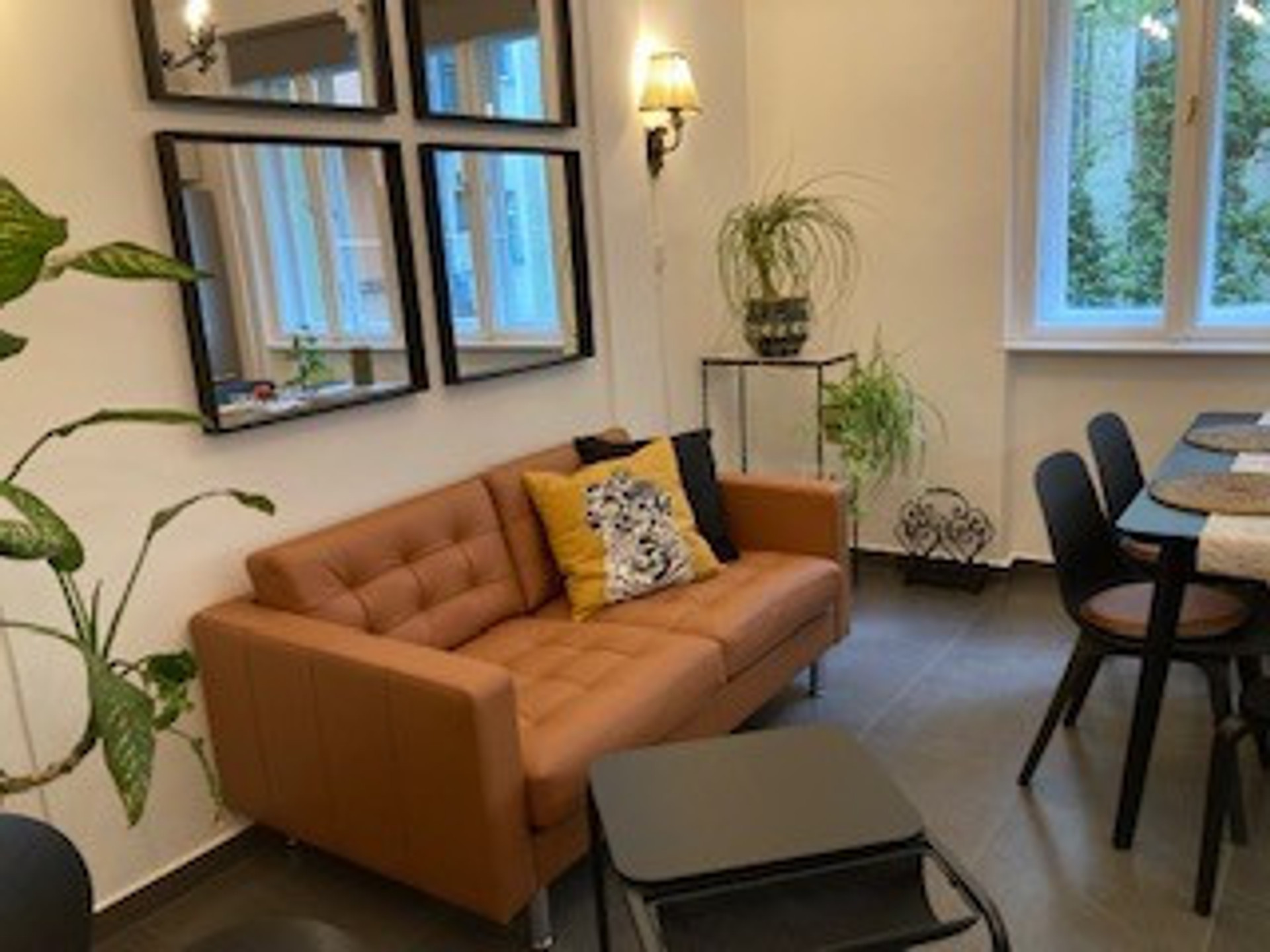 sitting room area