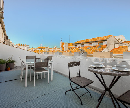 Charming Malasaña Terrace - in the city center