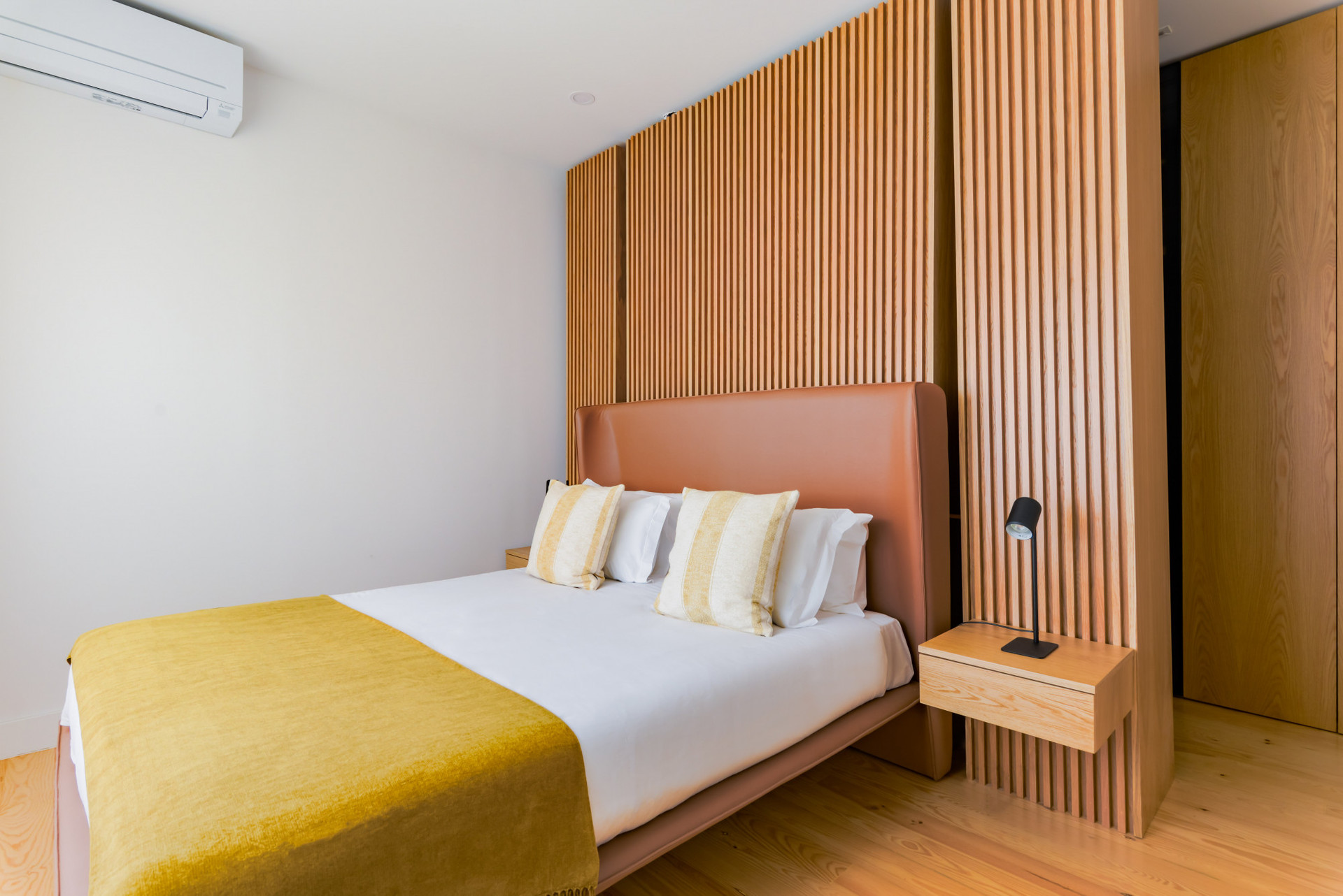 Bedroom with Walking Closet