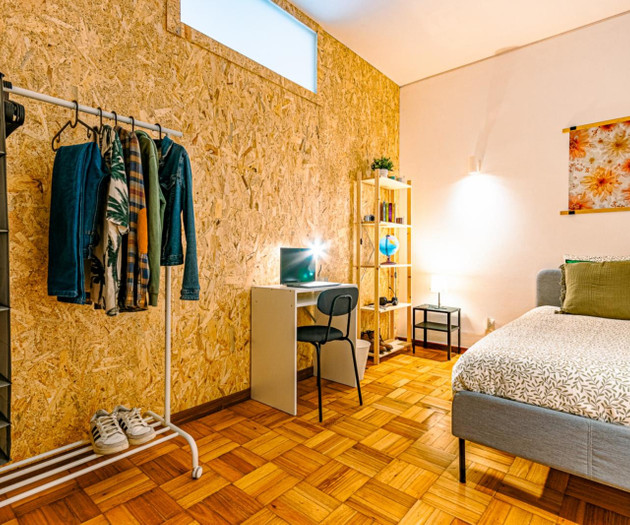 Comfortable single bedroom close to  metro-room 3