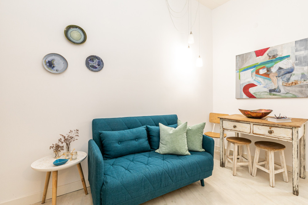 Central and bright one-bedroom apartment in Alfama preview