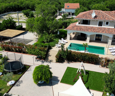 Villa CECILIA: 5* stone house, heated indoor pool