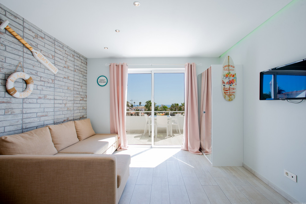 Studio with sea view in San Eugenio preview