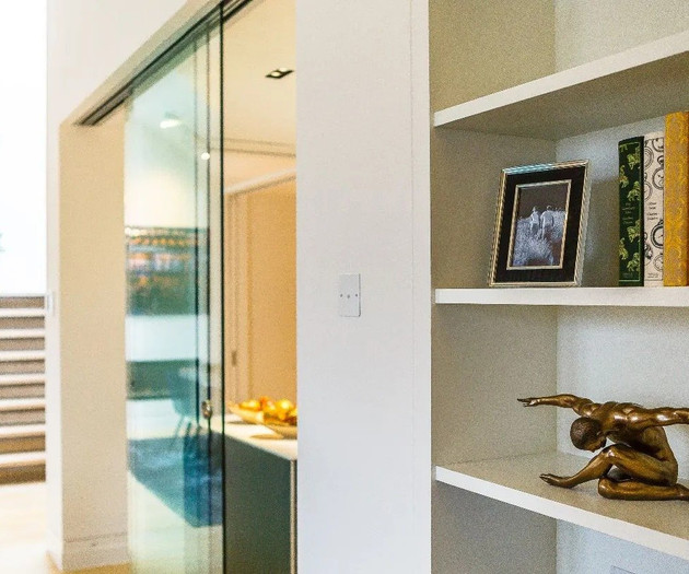 Penthouse with Premium Furnishing in Hamburg