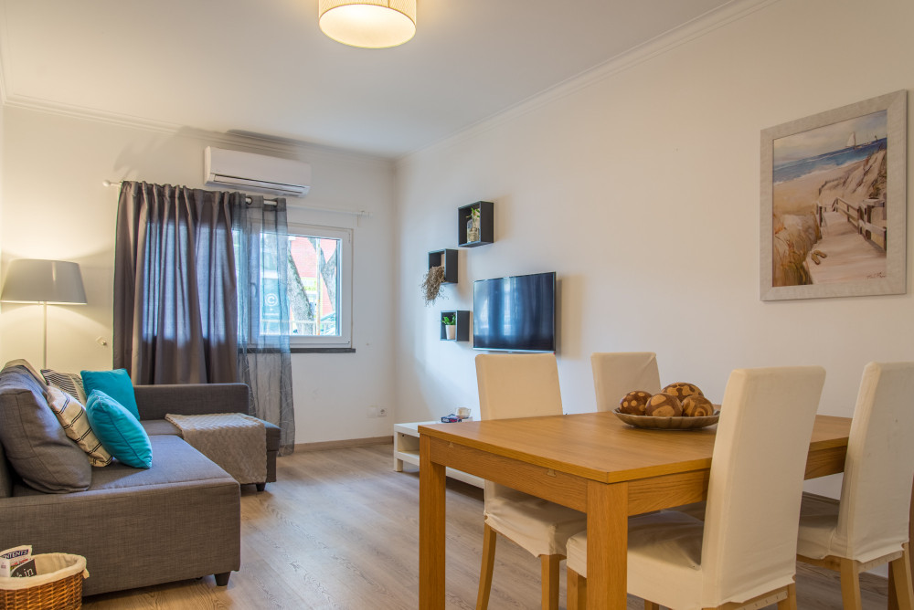 Charming and Central Apart - 350m from the beach preview