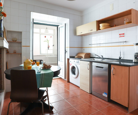 City Center Apt in Lively Bairro Alto!