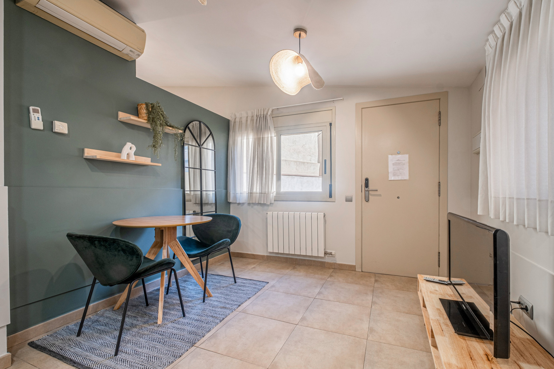 Living area with dining table