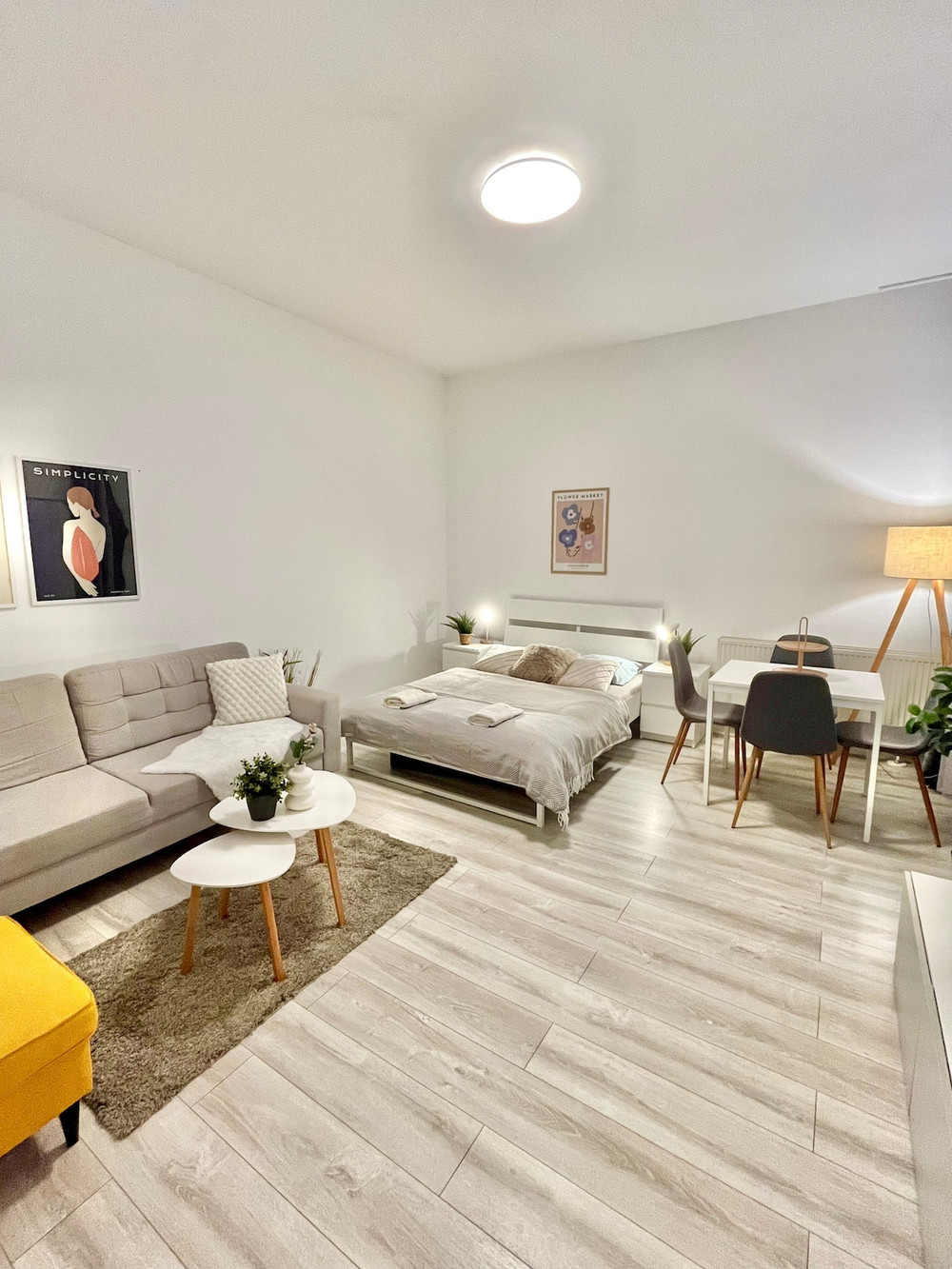 Apartment Robin - Old Town, Balcony preview