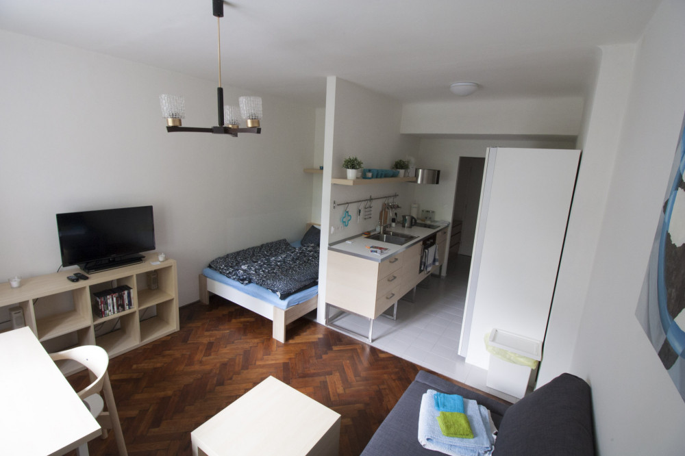 Cozy apartment, garden view in the center! ★★★★ preview