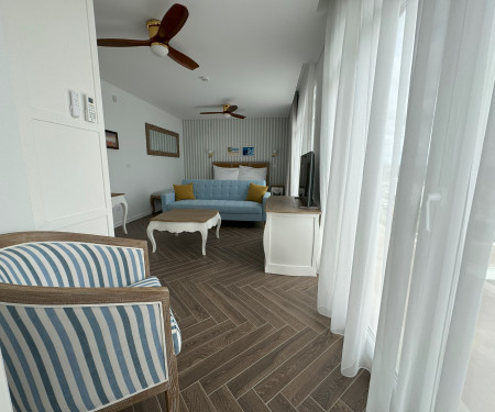 Your Costal Escape Awaits at Ocean View 35