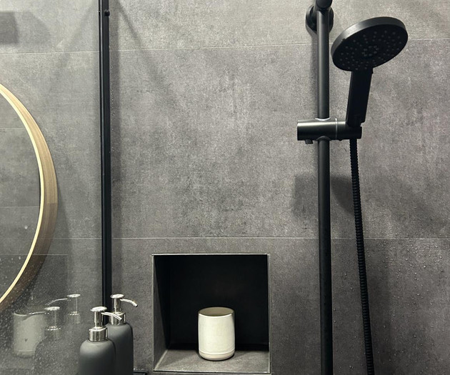 Stylish 1.5-BR Apartment in an Excellent Location