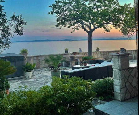 Luxury room, with sea view.