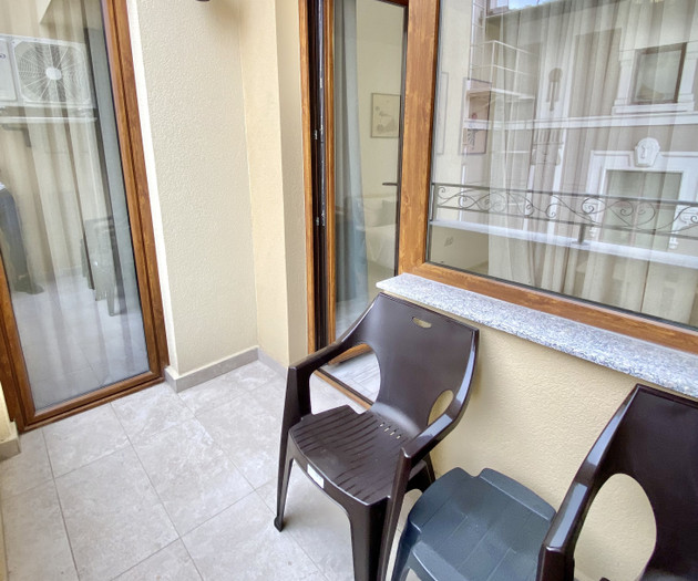 Spacious & Cozy 2 BDR Apartment with Fast Wi-fi