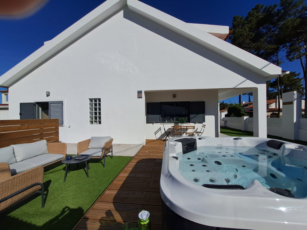 Villa Ocean Waves, 4 bedrooms, Jacuzzi preview