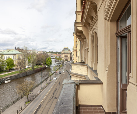 Spacious apartment with Prague castle view