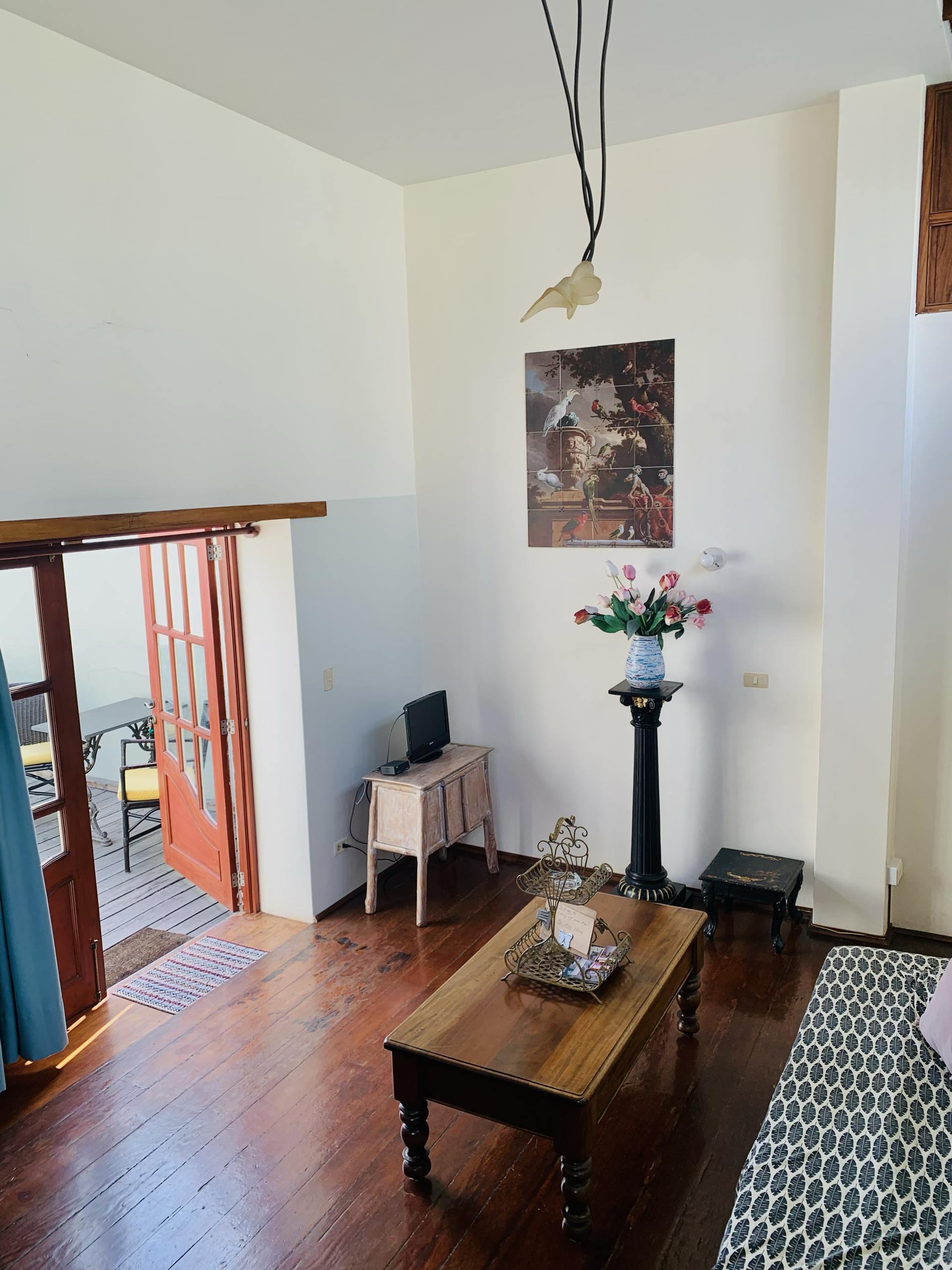 Living room with high ceilings
