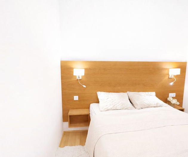 Bright flat with perfect location near Parliament