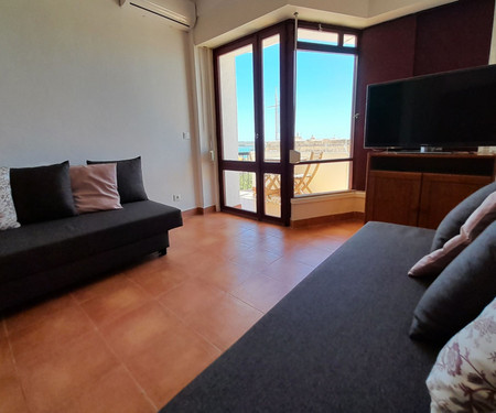 Fortaleza 1BDR Apartment W/Balcony by LovelyStay