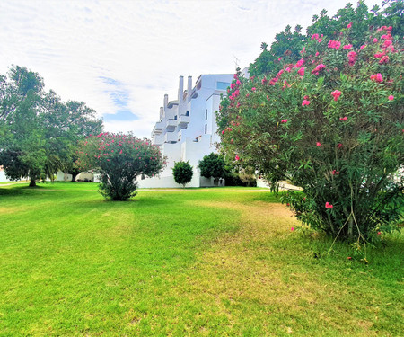 Ouravilanova Beach, Pool & Garden