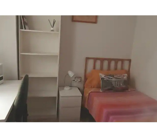 Habitación en tranquila casa céntrica