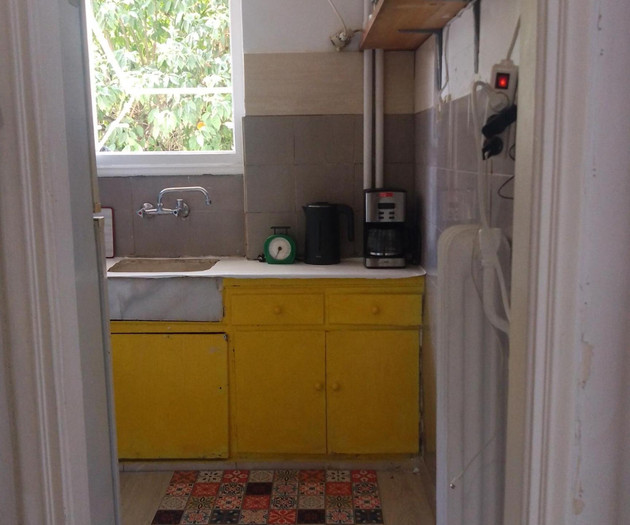 Malika's Yellow Place