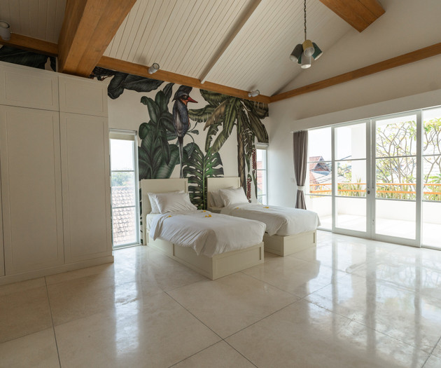 Luxury Ocean Front Private Pool  5 BDR Nalas Villa
