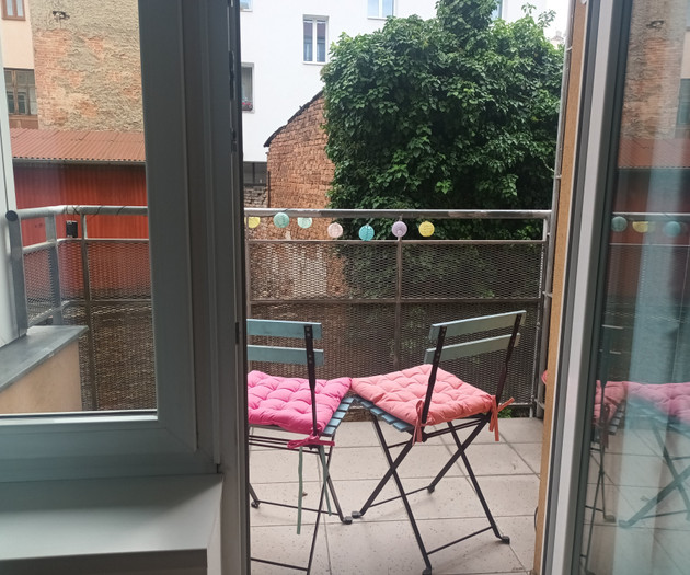One bedroom flat with a  balcony and parking, 70m2