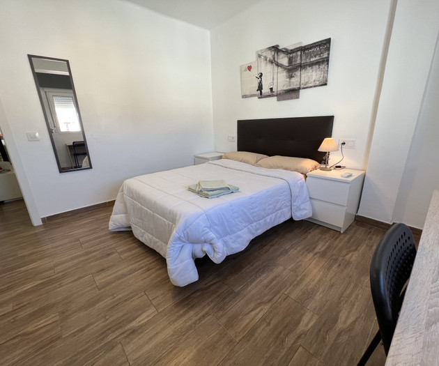 Piso Moderno cerca playa Zapillo