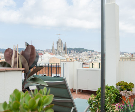 Exceptional Penthouse near Arc de Triomf