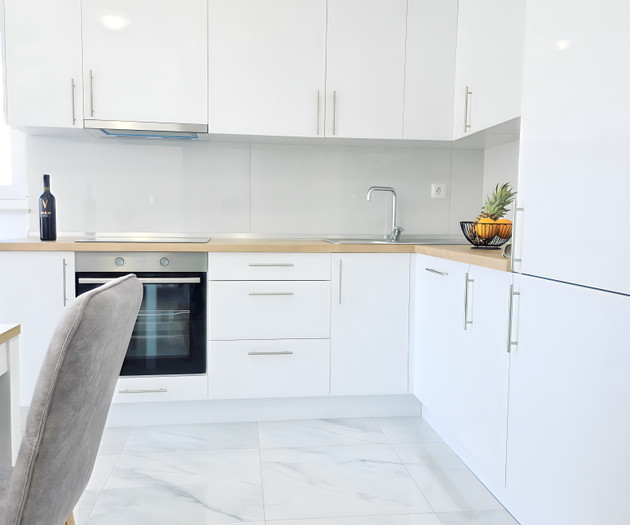 Kitchen corner with oven