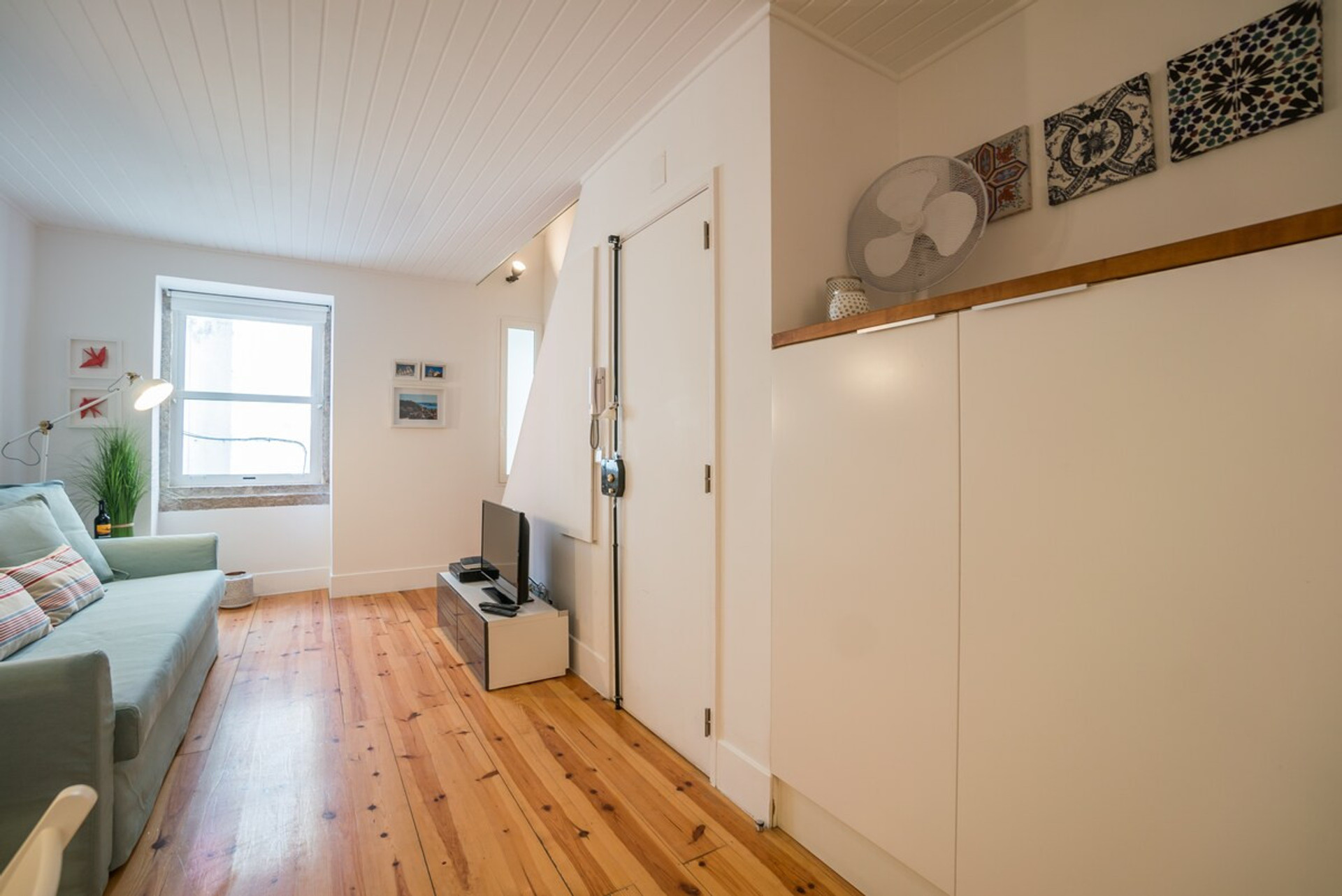 Living room image 1