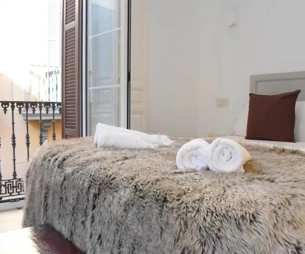 Holidays2Malaga Azucena Central French Balcony