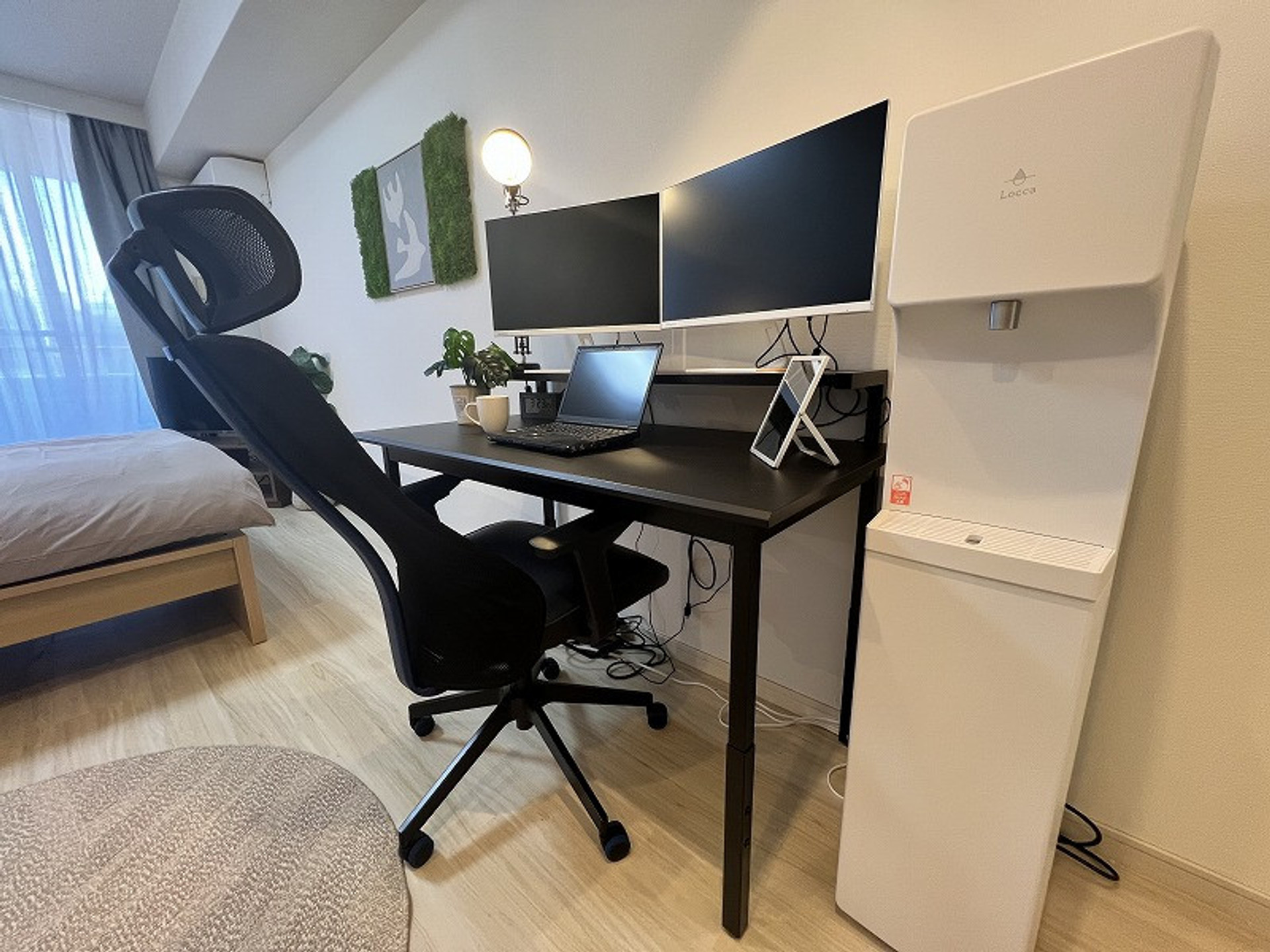 With dual monitors, it's perfect for remote work.