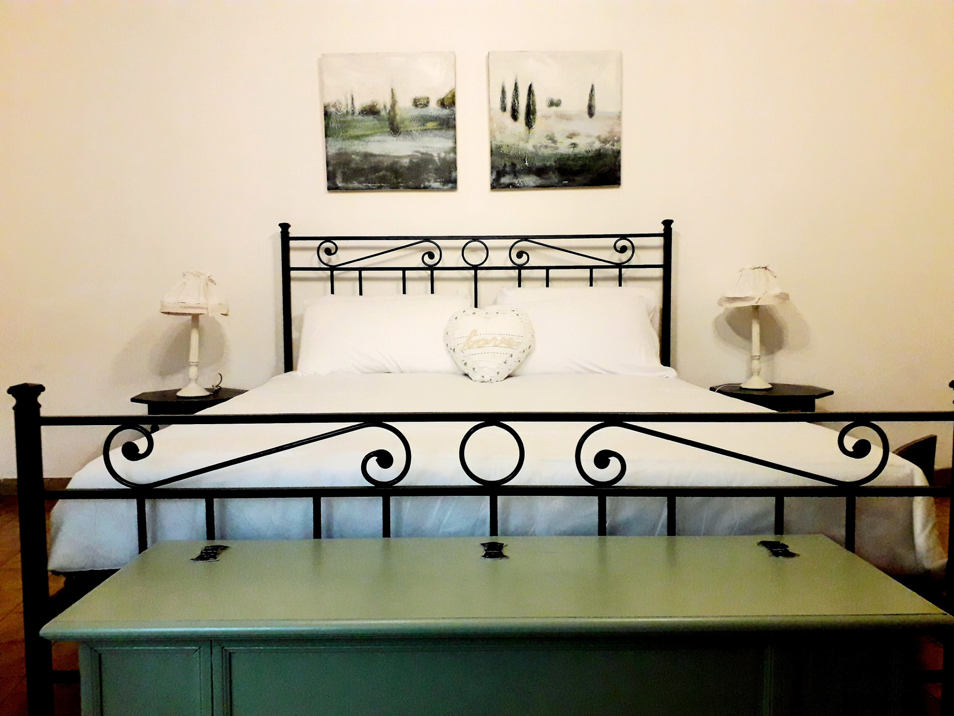 Double bed, cotton sheets and douvet