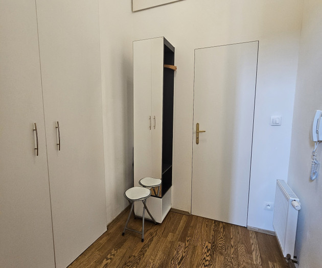 1kk 52m2 u metra Anděl Praha 5