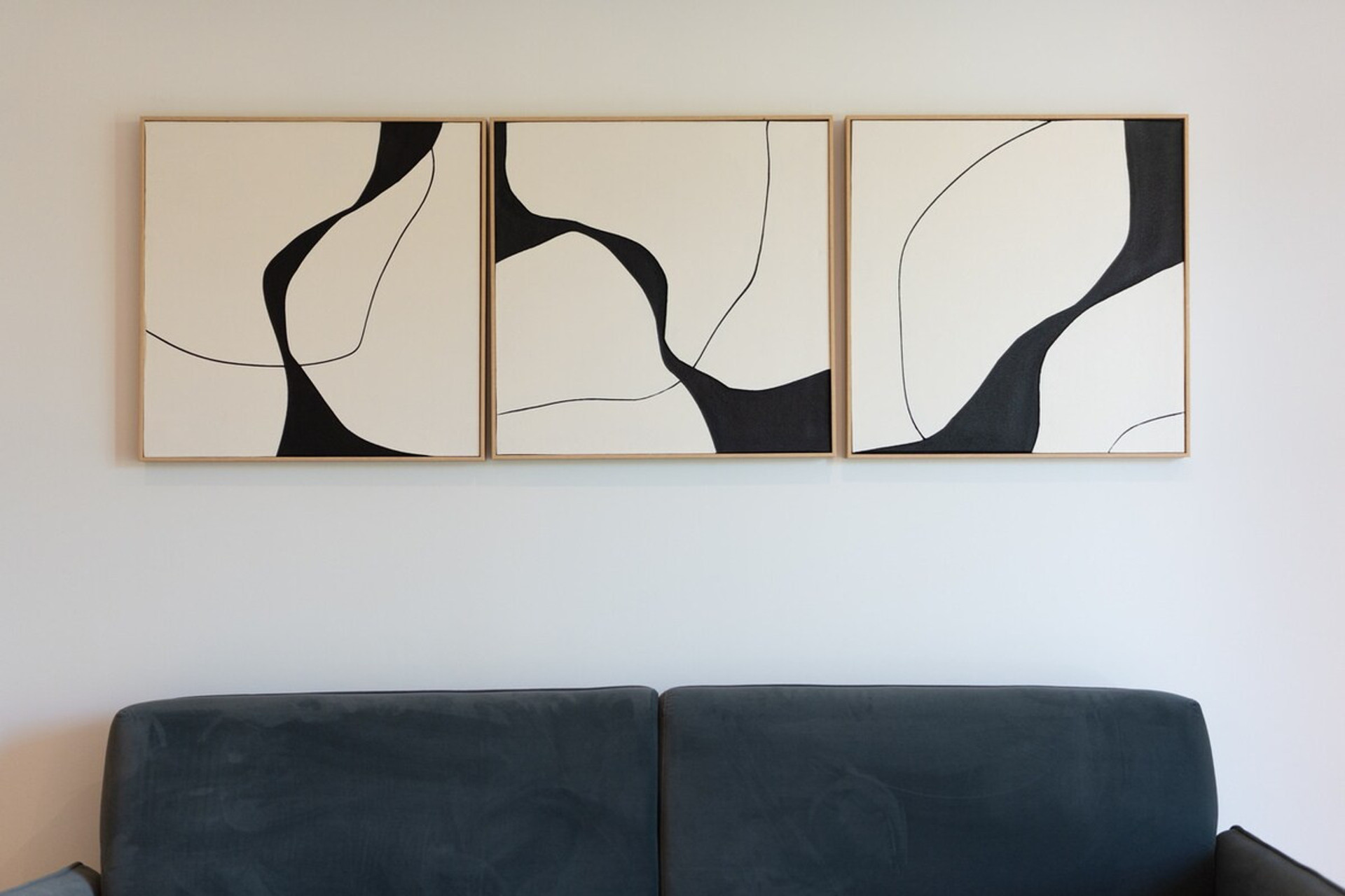 Living room image 5