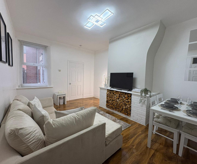 2BR Apartment in Gateshead, Free Parking & Wifi