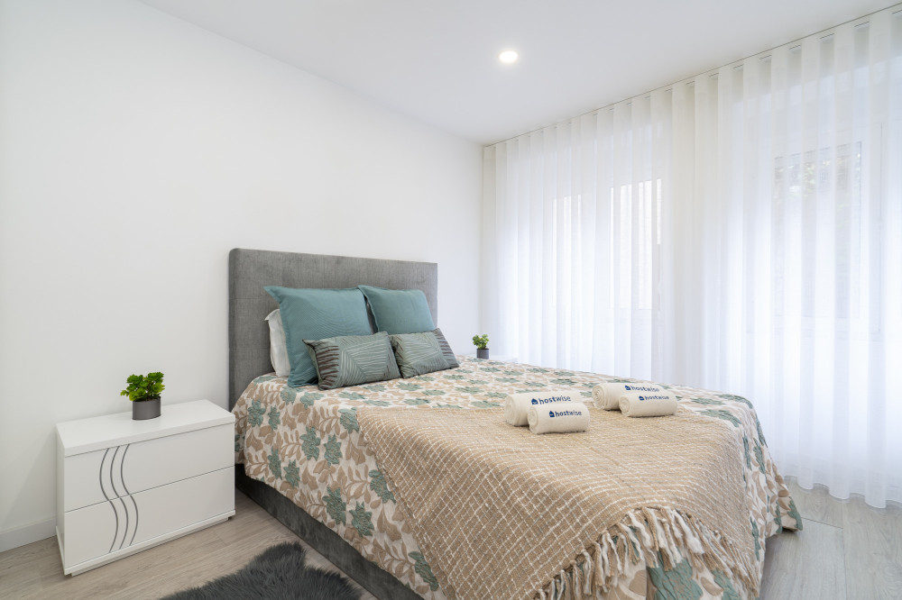Spacious Silver Flat | Ribeira preview