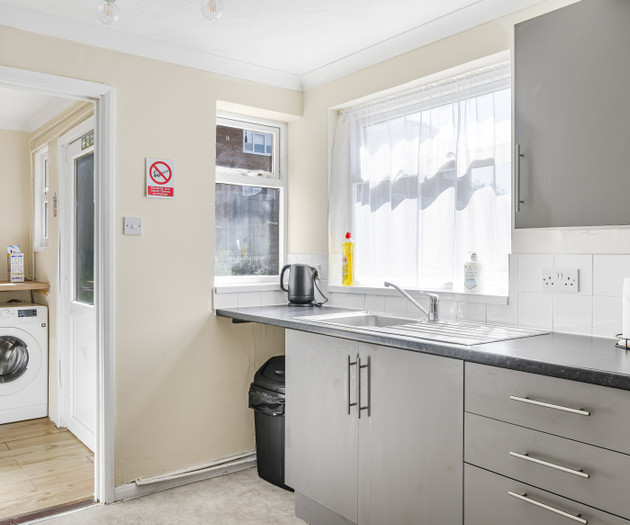 The Ipswich Snug Spacious 3BR Retreat FREE Parking