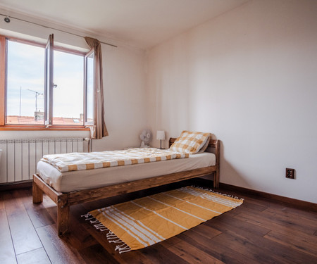 LARGE ATTIC ROOM WITH PRIVATE TOILET