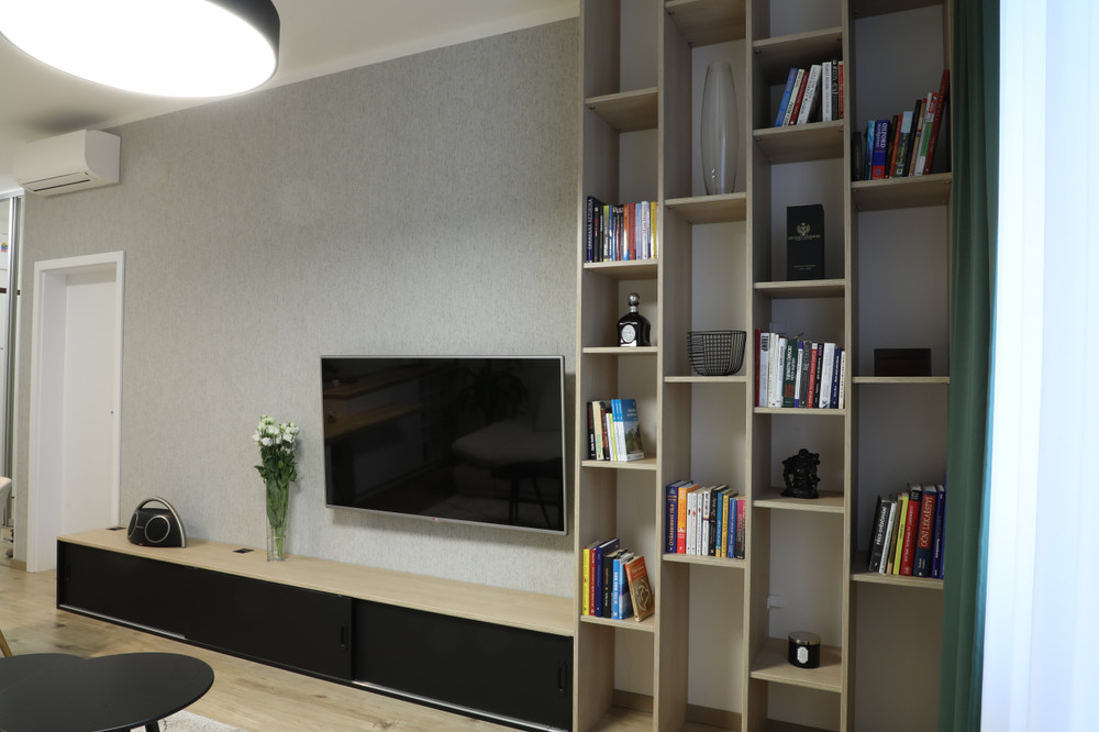 2 bedroom apartment with a balcony city center preview