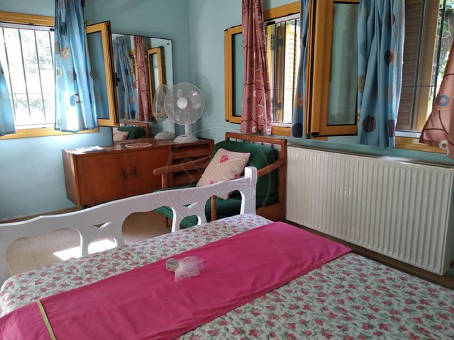 The master bedroom, in the basement with 3 windows!
