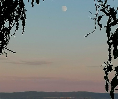 Présház-nyaraló , kilátással a Balatonra