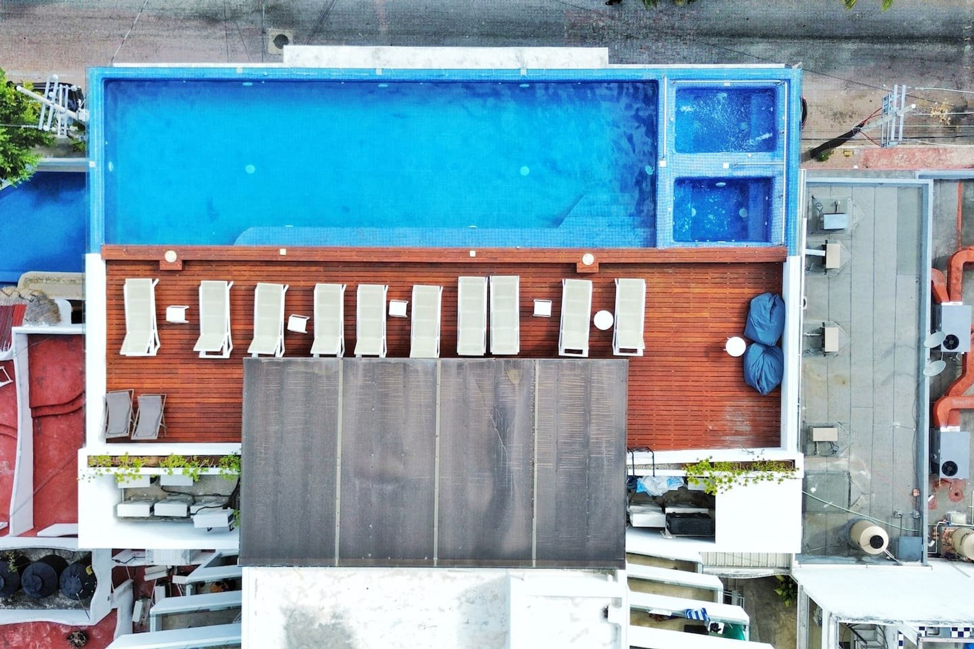 Aerial view rooftop pool