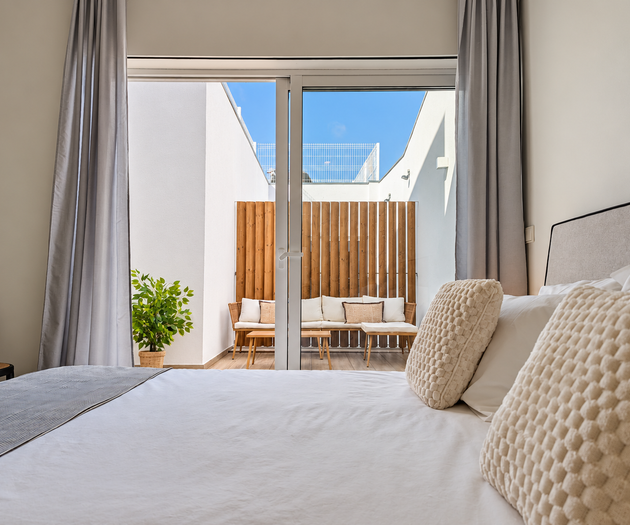 Penthouse with Pool - Faro Centre