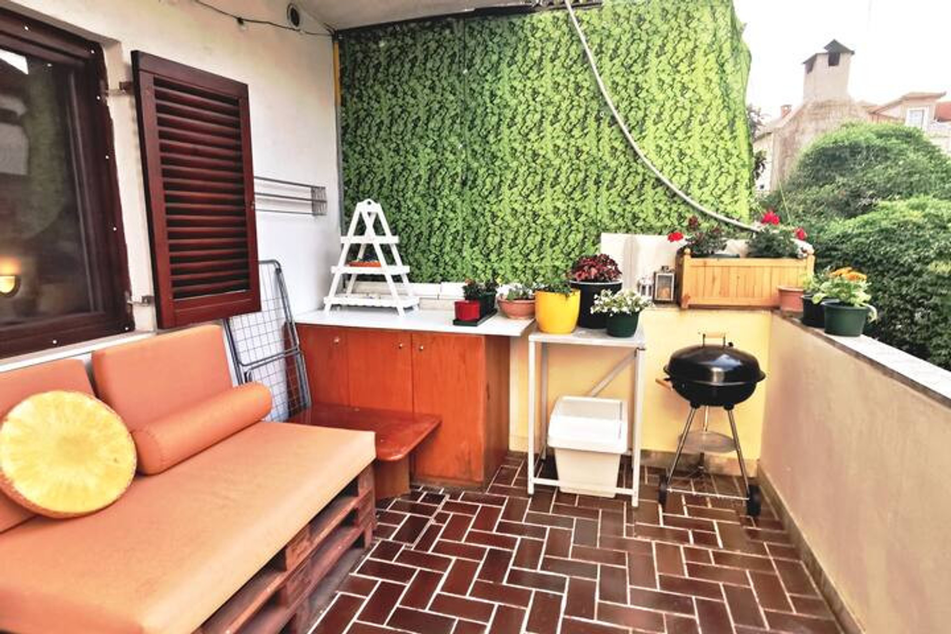 terrace